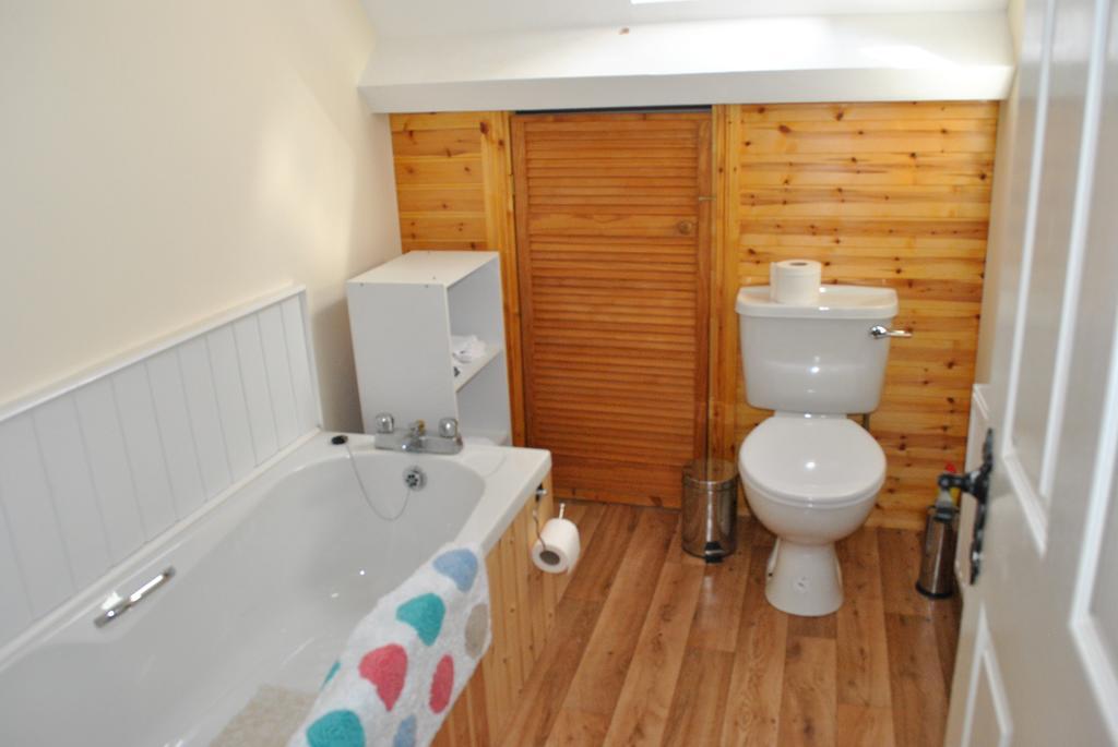 Douglas Lodge Holiday Homes Keadew Room photo